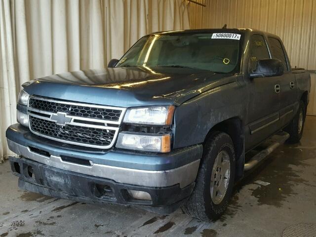 2GCEK13Z971125187 - 2007 CHEVROLET SILVERADO BLUE photo 2