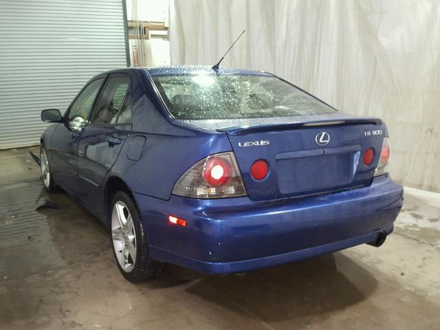 JTHBD192730078897 - 2003 LEXUS IS 300 BLUE photo 3