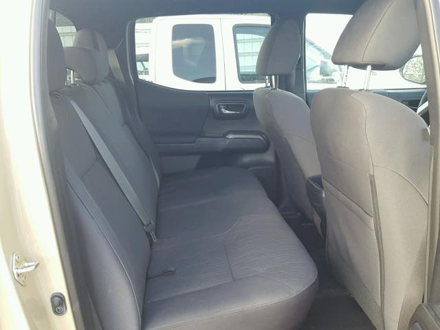 5TFCZ5AN4JX145948 - 2018 TOYOTA TACOMA DOU ბეჟი ფოტო 6