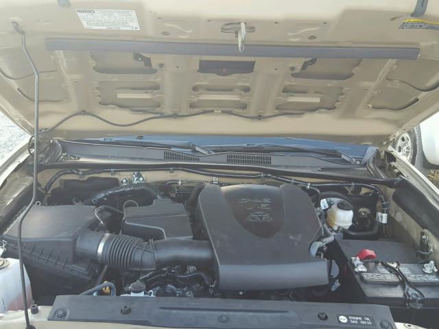 5TFCZ5AN4JX145948 - 2018 TOYOTA TACOMA DOU ბეჟი ფოტო 7