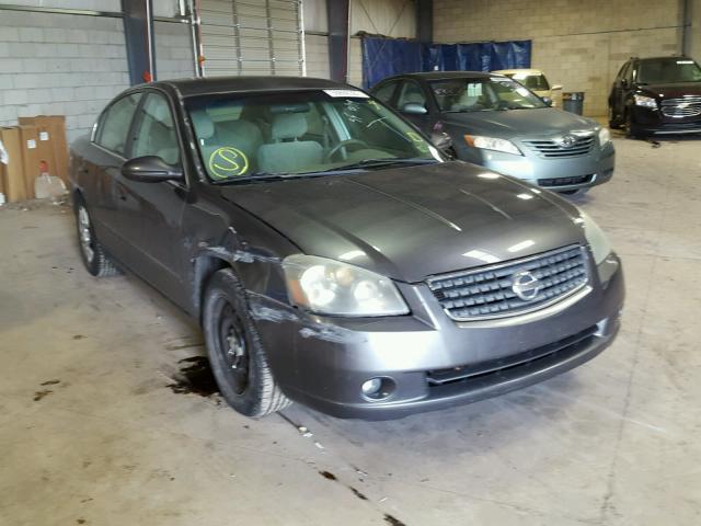 1N4AL11D45C343389 - 2005 NISSAN ALTIMA S GRAY photo 1