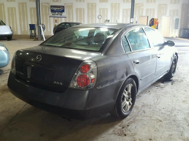 1N4AL11D45C343389 - 2005 NISSAN ALTIMA S GRAY photo 4