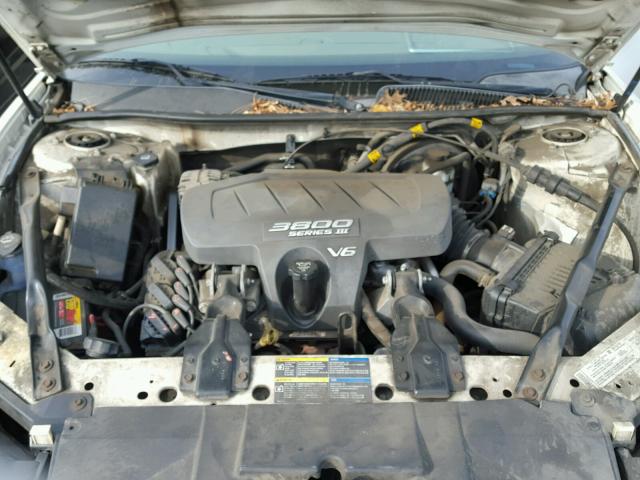 2G4WC532551233049 - 2005 BUICK LACROSSE C WHITE photo 7