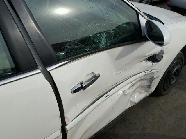 2G4WC532551233049 - 2005 BUICK LACROSSE C WHITE photo 9