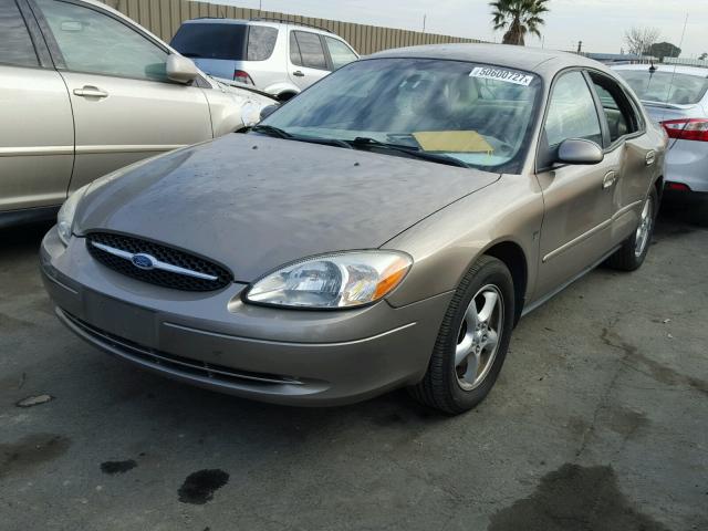 1FAFP55S72A135119 - 2002 FORD TAURUS SES BROWN photo 2