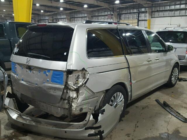 5FNRL38845B106180 - 2005 HONDA ODYSSEY TO SILVER photo 4