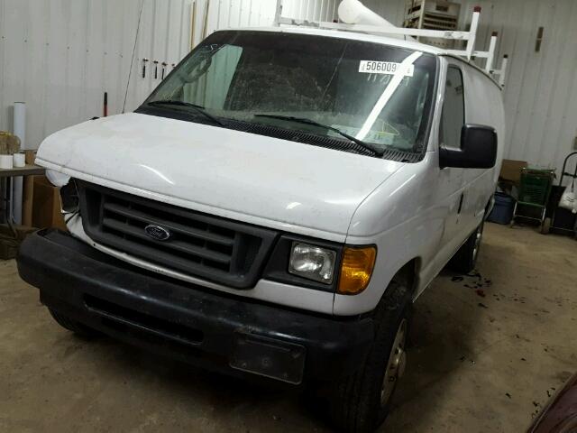 1FTNS24W04HB31043 - 2004 FORD ECONOLINE WHITE photo 2