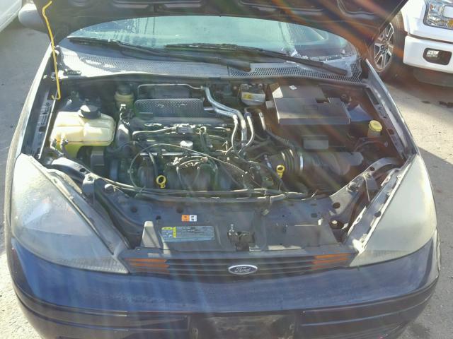 3FAFP37ZX3R149358 - 2003 FORD FOCUS ZX5 BLUE photo 7