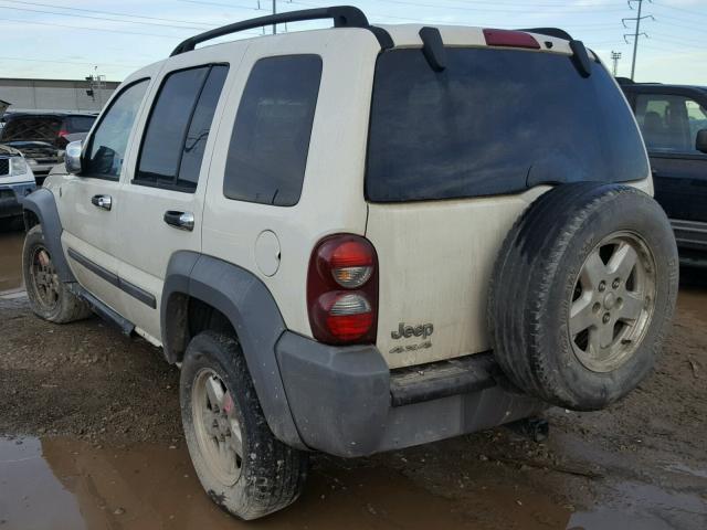 1J4GL48K46W130690 - 2006 JEEP LIBERTY SP WHITE photo 3