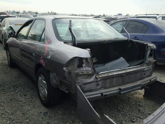 1HGCG1642YA093359 - 2000 HONDA ACCORD LX SILVER photo 3