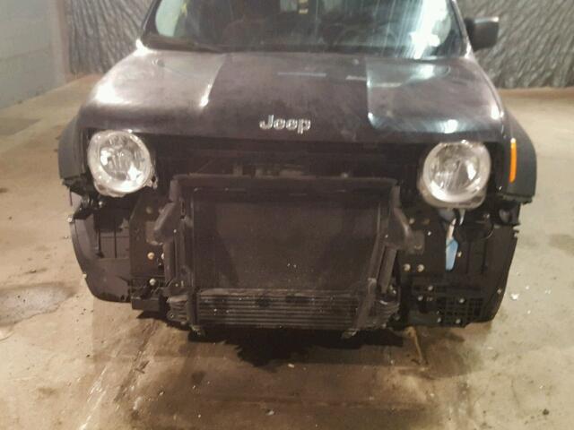 ZACCJAAH3FPC39985 - 2015 JEEP RENEGADE S 黑色 照片 9