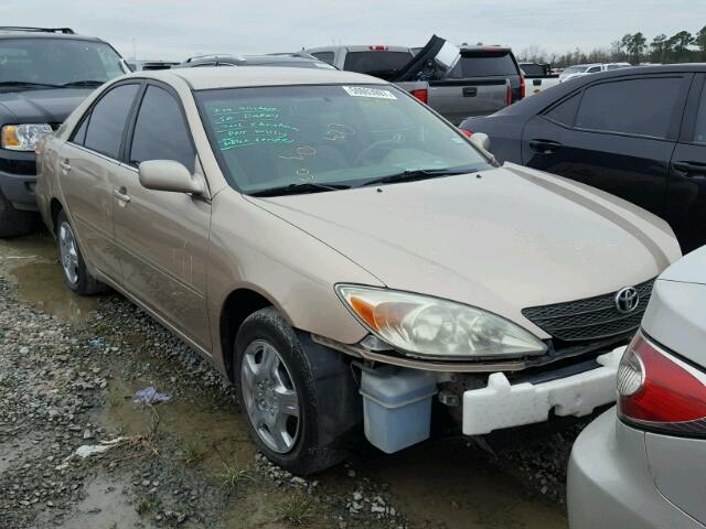 4T1BE32K62U071589 - 2002 TOYOTA CAMRY LE GOLD photo 1