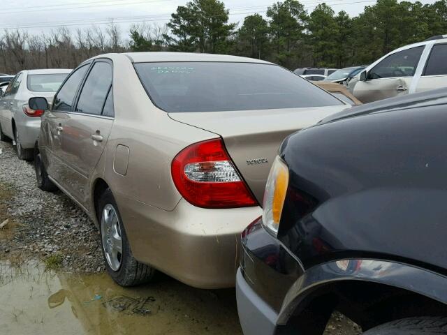 4T1BE32K62U071589 - 2002 TOYOTA CAMRY LE GOLD photo 3