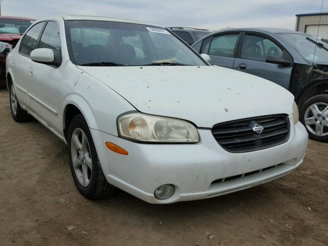 JN1CA31A8YT004958 - 2000 NISSAN MAXIMA GLE WHITE photo 1