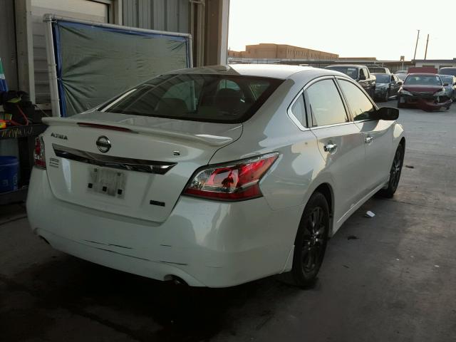 1N4AL3AP9FC578314 - 2015 NISSAN ALTIMA 2.5 WHITE photo 4