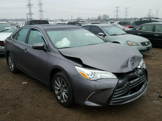 4T1BF1FK4FU887251 - 2015 TOYOTA CAMRY LE GRAY photo 1