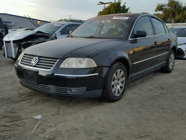 WVWPD63B12P296272 - 2002 VOLKSWAGEN PASSAT GLS BLACK photo 2