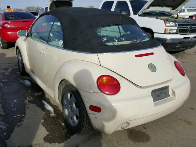 3VWCK21Y03M314575 - 2003 VOLKSWAGEN NEW BEETLE 奶油色 照片 3