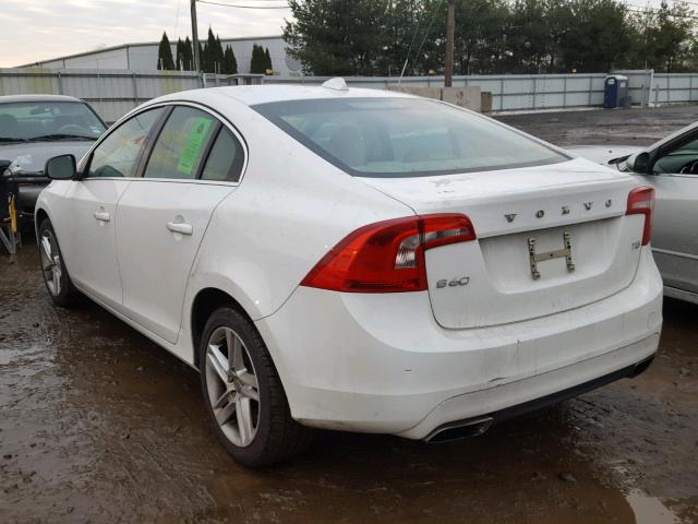 YV126MFB9F2312915 - 2015 VOLVO S60 PREMIE WHITE photo 3