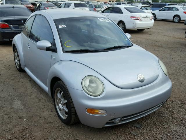 3VWCK21C12M440561 - 2002 VOLKSWAGEN NEW BEETLE 银色 照片 1