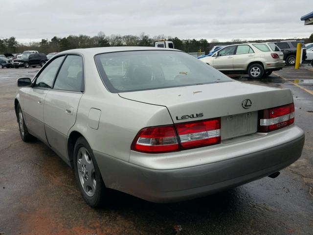 JT8BF28G410308812 - 2001 LEXUS ES 300 GRAY photo 3