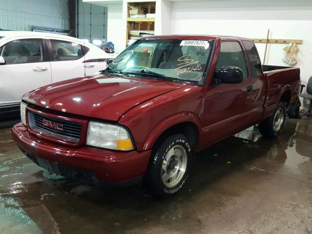 1GTCS19W618108565 - 2001 GMC SONOMA MAROON photo 2