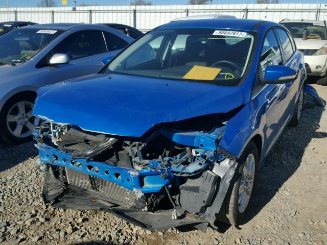 1FAHP3M26CL274002 - 2012 FORD FOCUS SEL BLUE photo 2