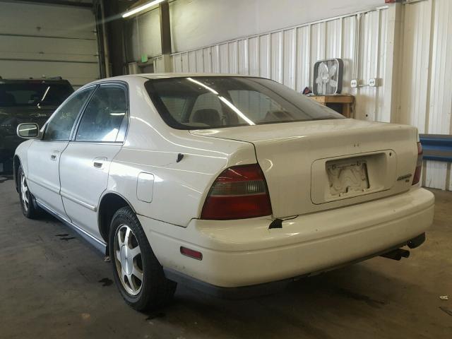 JHMCD5659RC023093 - 1994 HONDA ACCORD EX WHITE photo 3