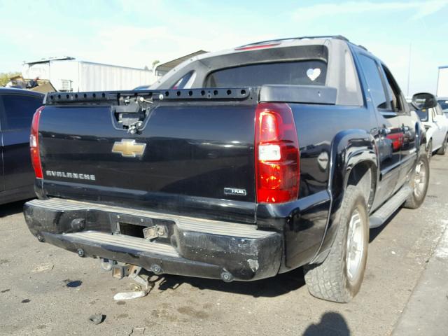 3GNFK12367G234514 - 2007 CHEVROLET AVALANCHE BLACK photo 4