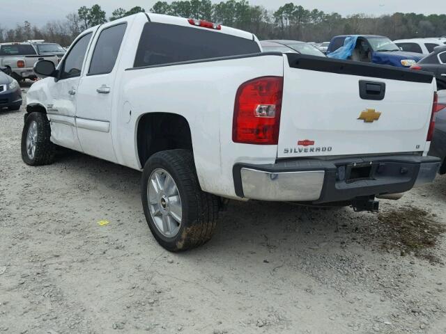 3GCPCSE00DG359408 - 2013 CHEVROLET SILVERADO WHITE photo 3