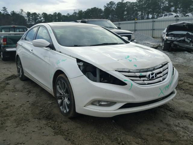 5NPEC4AC7CH369166 - 2012 HYUNDAI SONATA SE WHITE photo 1