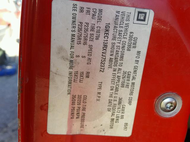 1GKEC13RXVJ752372 - 1997 GMC YUKON RED photo 10