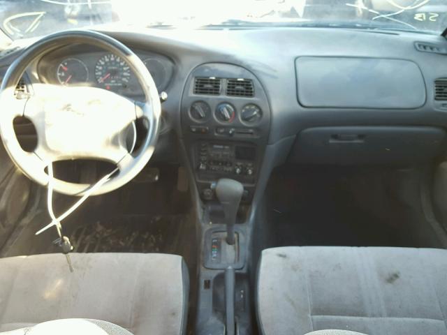 1Y1SK5268TZ070584 - 1996 GEO PRIZM BASE მწვანე ფოტო 9