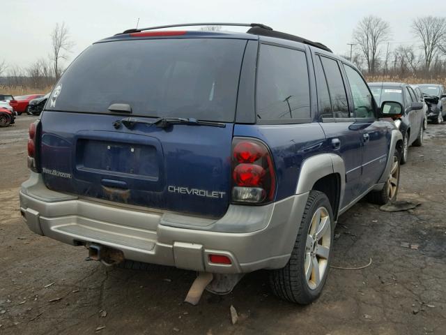 1GNDT13S322235728 - 2002 CHEVROLET TRAILBLAZE BLUE photo 4