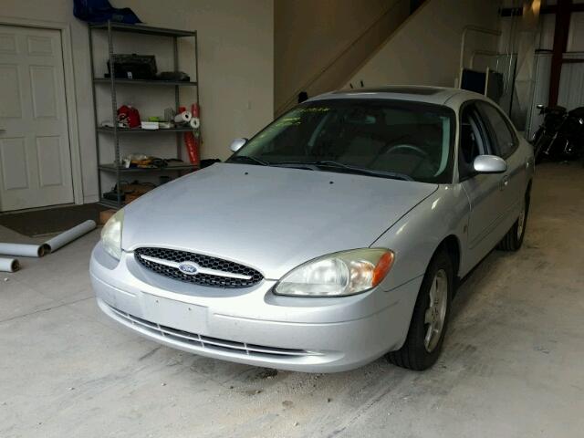 1FAFP55S42G233991 - 2002 FORD TAURUS SES SILVER photo 2