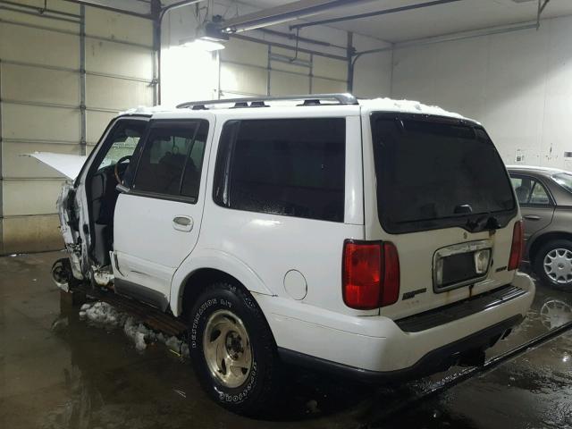 5LMPU28A4XLJ29212 - 1999 LINCOLN NAVIGATOR თეთრი ფოტო 3