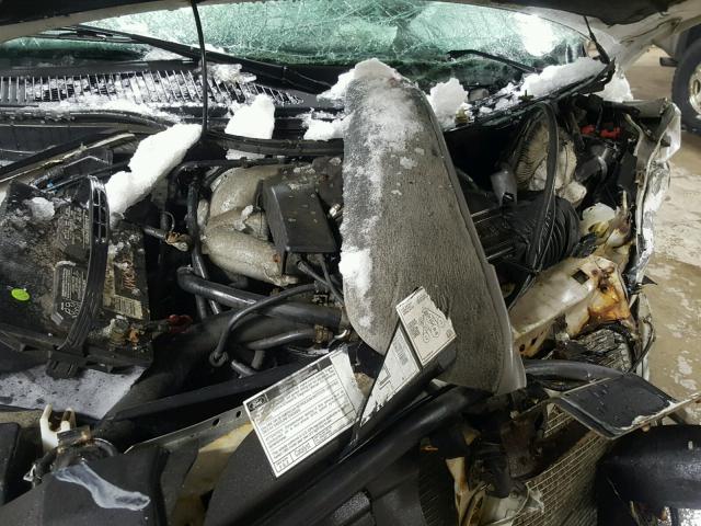 5LMPU28A4XLJ29212 - 1999 LINCOLN NAVIGATOR თეთრი ფოტო 7