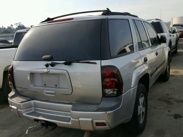 1GNDS13S952288327 - 2005 CHEVROLET TRAILBLAZE SILVER photo 4