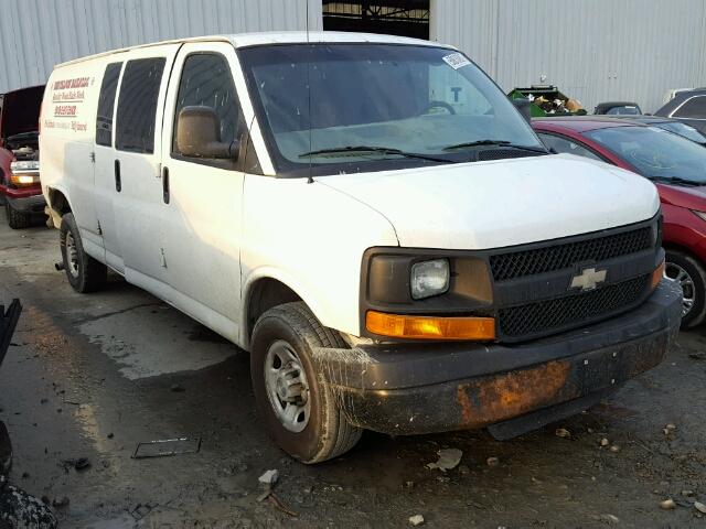 1GCGG29C091123470 - 2009 CHEVROLET EXPRESS G2 WHITE photo 1