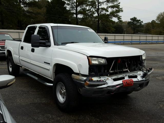 1GCHK23U65F811670 - 2005 CHEVROLET SILVERADO WHITE photo 1