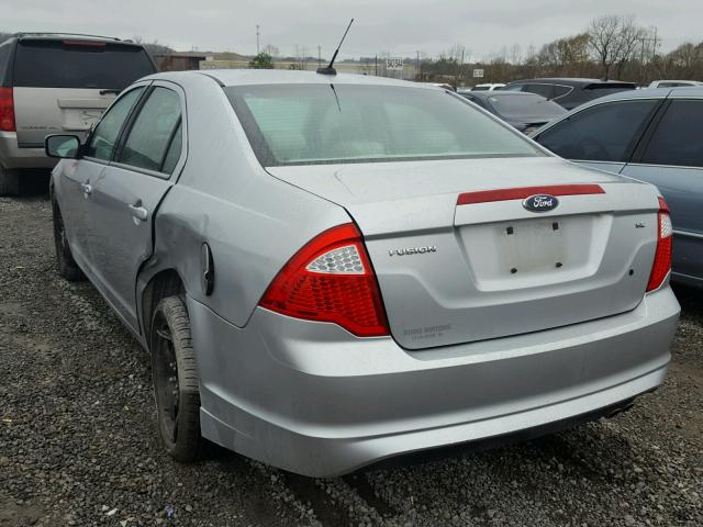 3FAHP0HA2AR320651 - 2010 FORD FUSION SE SILVER photo 3