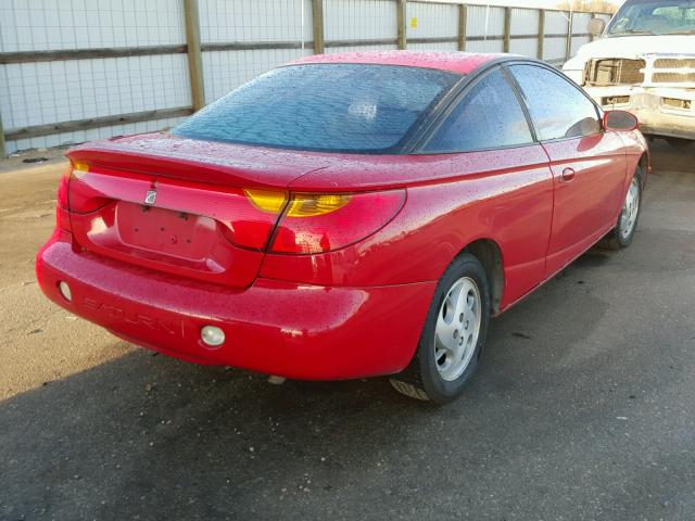 1G8ZR12752Z206209 - 2002 SATURN SC2 RED photo 4