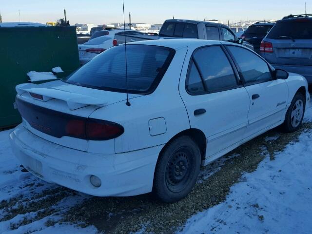 1G2JB524027275202 - 2002 PONTIAC SUNFIRE SE WHITE photo 4