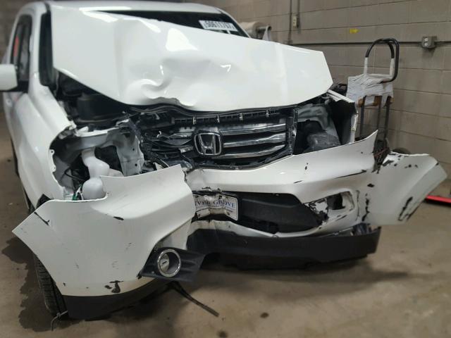 5FNYF4H43DB017169 - 2013 HONDA PILOT EX SILVER photo 9