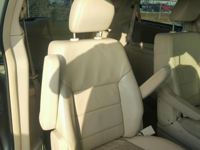 2V8HW64X49R564236 - 2009 VOLKSWAGEN ROUTAN SEL TAN photo 6