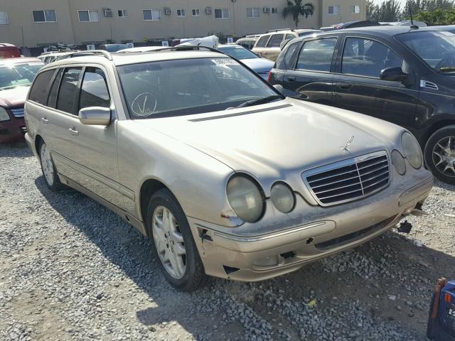 WDBJH82J3YX037403 - 2000 MERCEDES-BENZ E 320 4MAT BEIGE photo 1