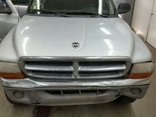 1B7GG2AN31S182427 - 2001 DODGE DAKOTA QUA SILVER photo 7