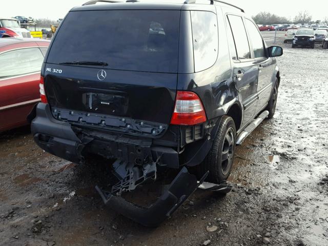 4JGAB54EX3A376443 - 2003 MERCEDES-BENZ ML 320 BLACK photo 4