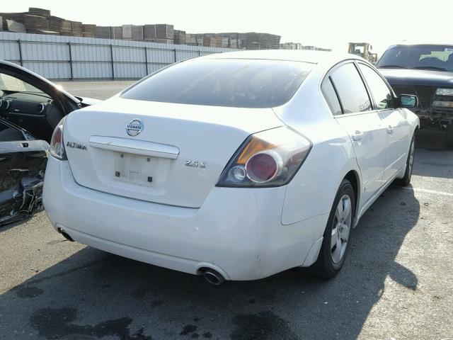 1N4AL21E97N487137 - 2007 NISSAN ALTIMA 2.5 WHITE photo 4