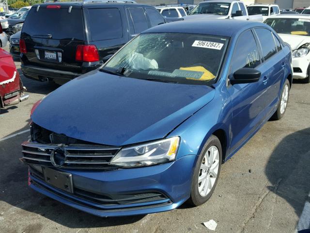 3VWD17AJ9FM316546 - 2015 VOLKSWAGEN JETTA SE BLUE photo 2